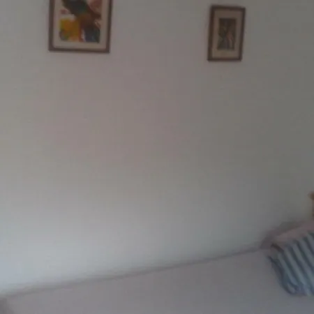 Apartament A *
